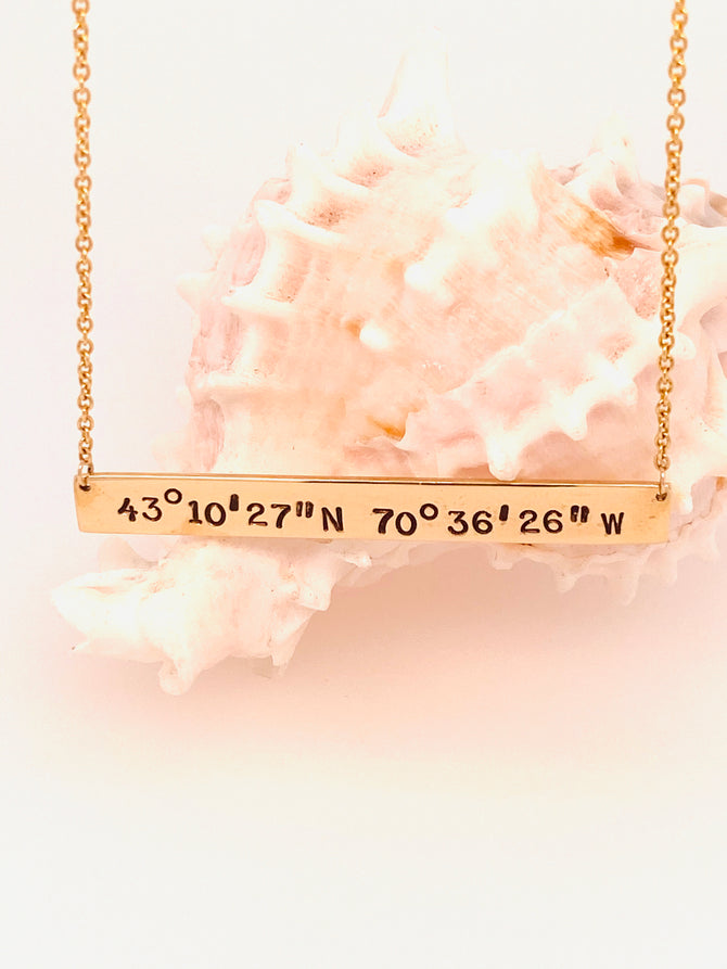 York Beach 14kt Gold Bar Necklace